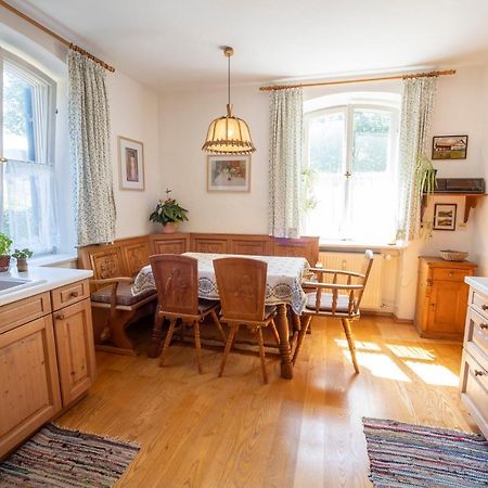 Landhauswohnung Mit Wildromantischem Garten Füssen 외부 사진