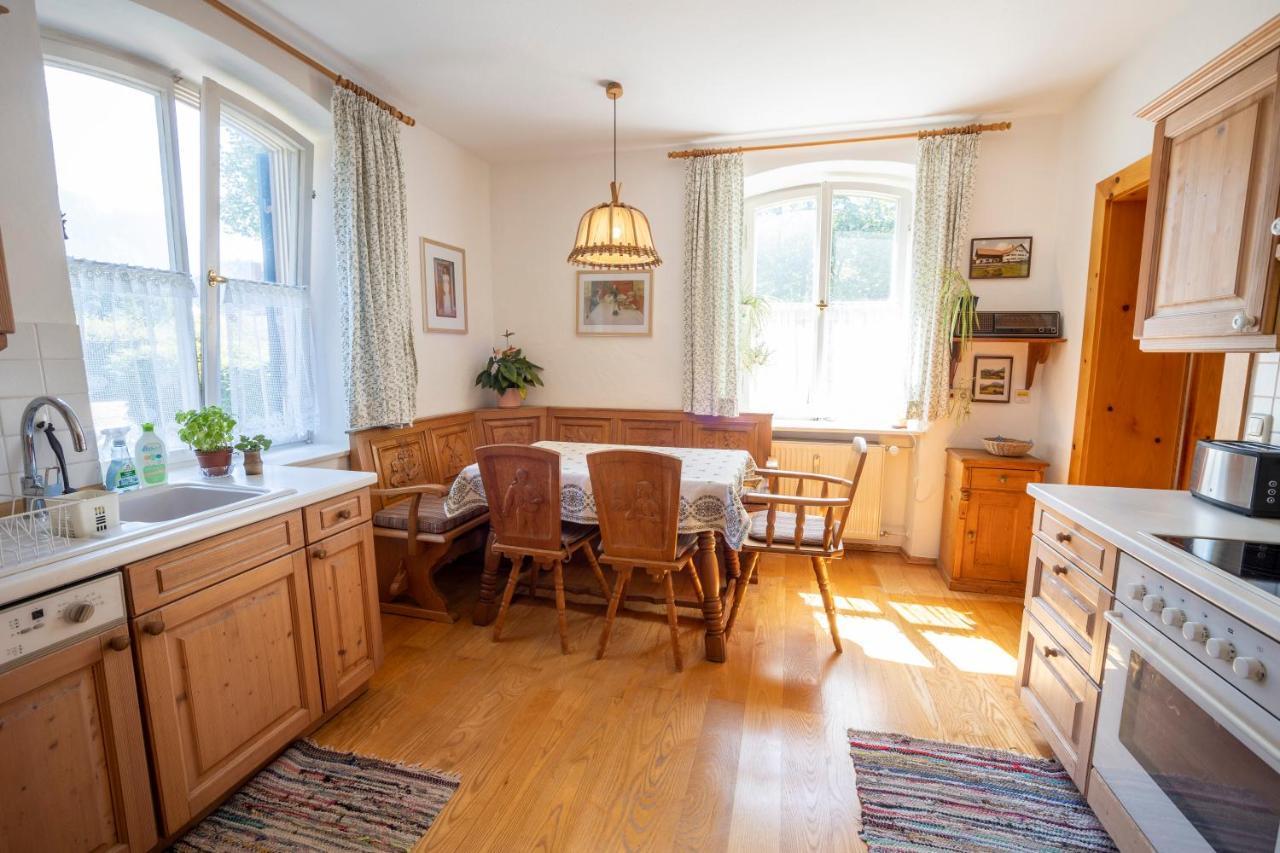Landhauswohnung Mit Wildromantischem Garten Füssen 외부 사진