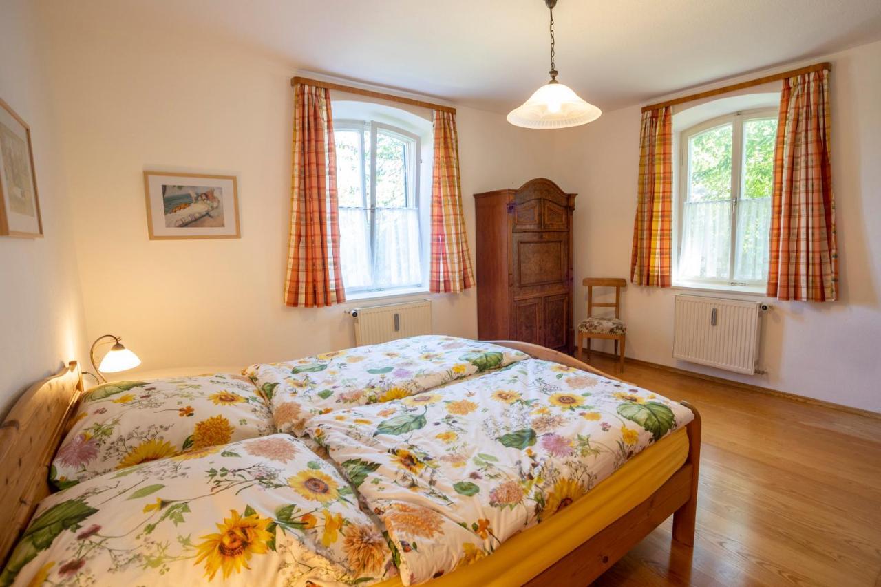 Landhauswohnung Mit Wildromantischem Garten Füssen 외부 사진